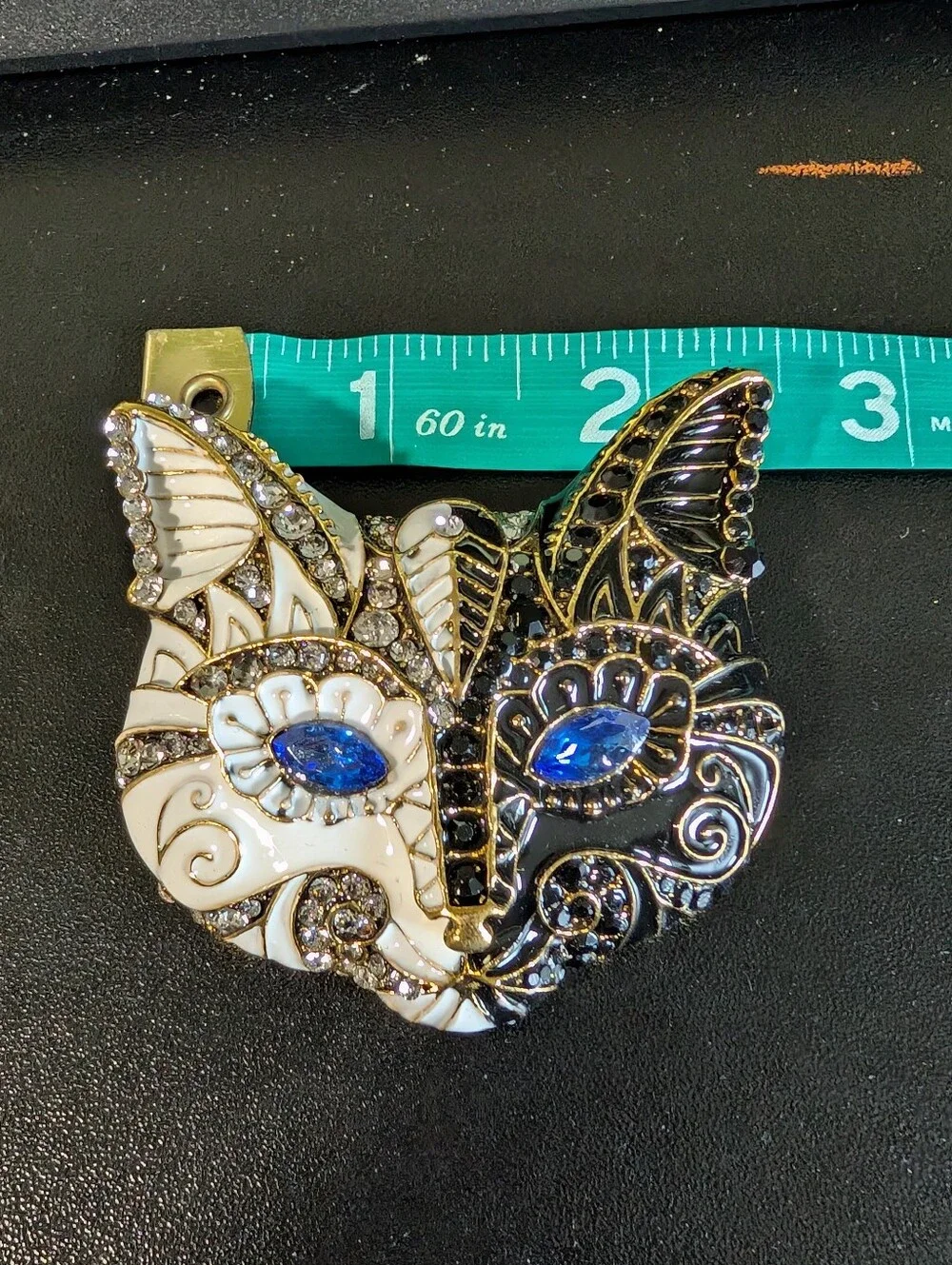 Decorative Cat Brooch Pin with Blue Crystal Eyes - White & Black